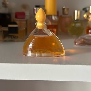 Yves Rocher Shafali Fleur Rare Eau De Parfum Perfume Travel Size 0.25 fl oz